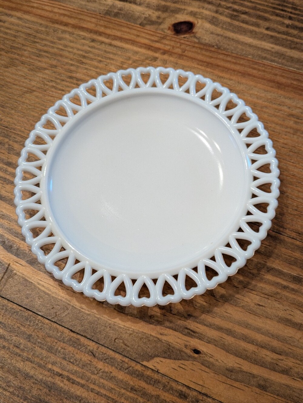 VTG 1950s Gunnar Ander/ Lindshammar Sweden Milk Glass Heart Lace Plate